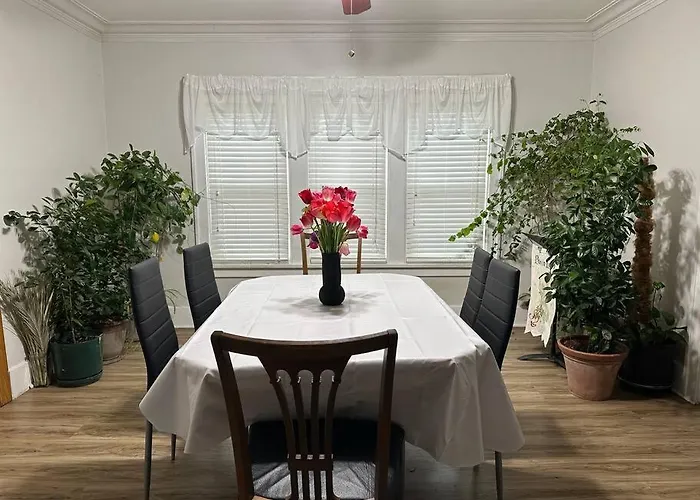 Arbor Garden Cove Holiday home *